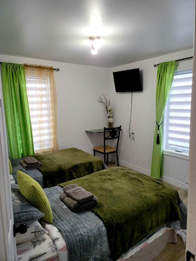 Downtown Apartment Next To Highway Netflix+Wifi Edmundston Kültér fotó