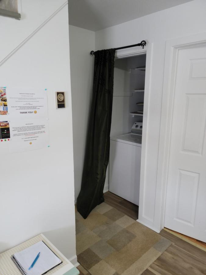 Downtown Apartment Next To Highway Netflix+Wifi Edmundston Kültér fotó